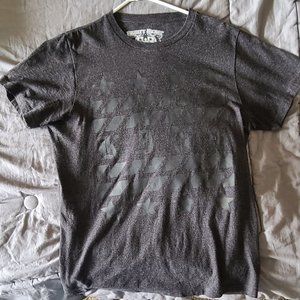 Mens Classic Fit T-Shirt !!